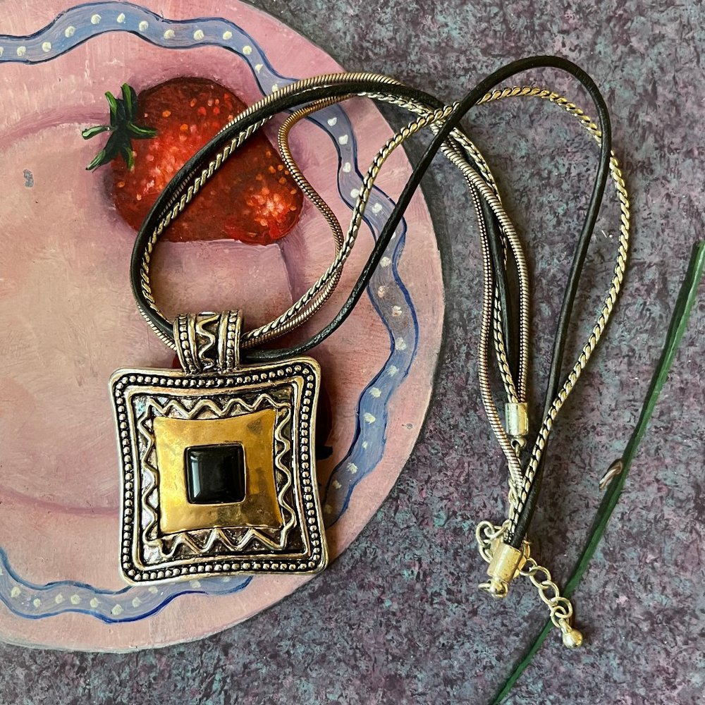 2/$15💙 Necklace from Art Show, Artist KC